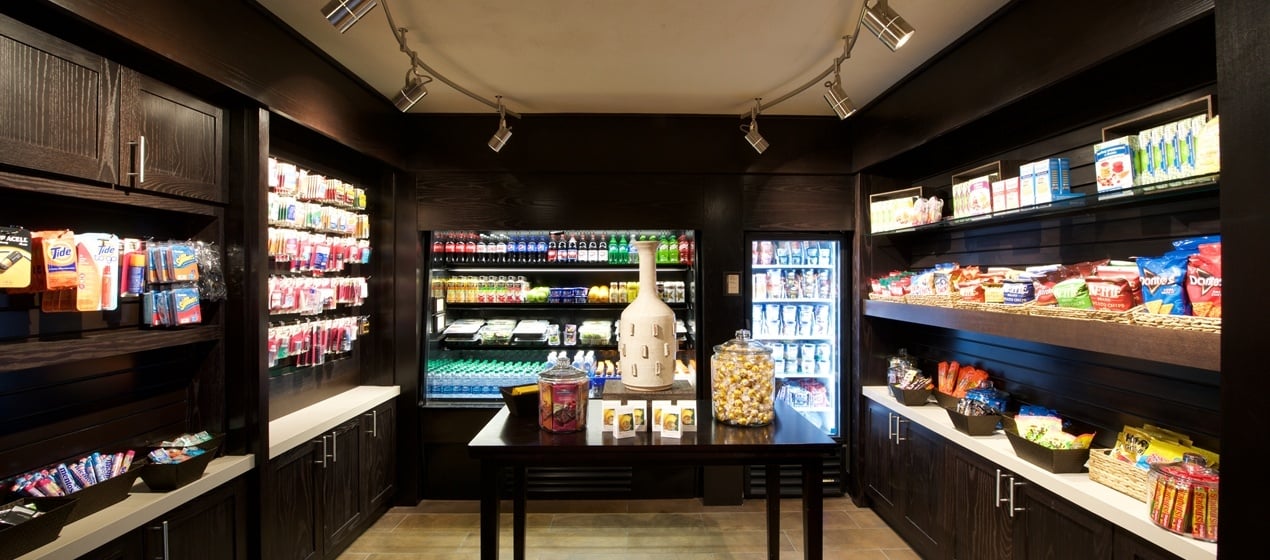 Should Your Hotel Use Vending Machines or a Pantry Market